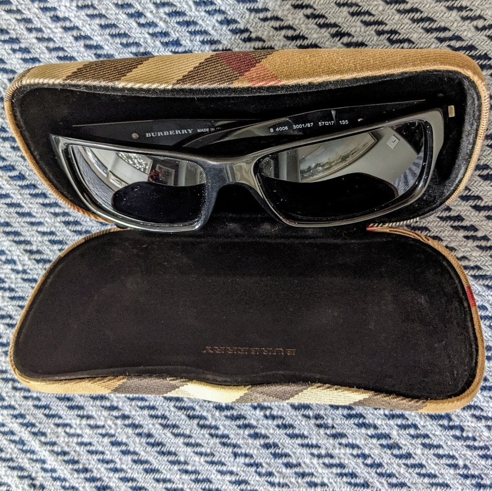 Burberry women's sunglasses in good condition